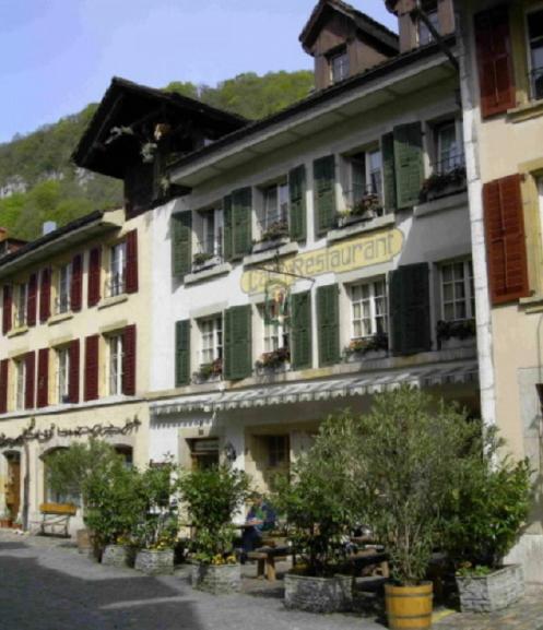 Hotel Zum Alten Schweizer Twann Екстериор снимка